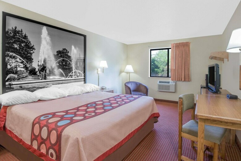 Motel Super 8 By Wyndham Altoona