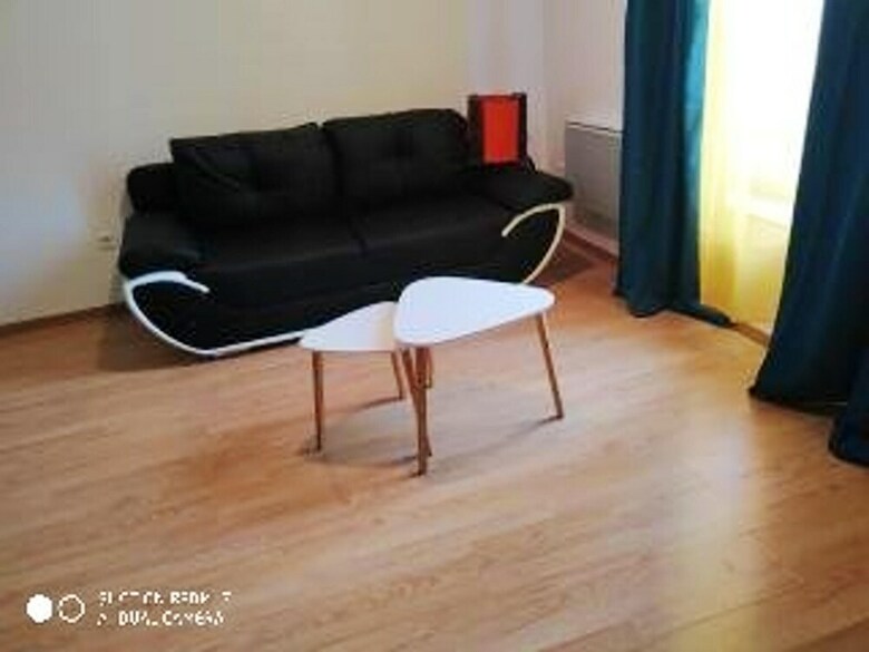 Apartment With One Bedroom In Nangis, With Wifi