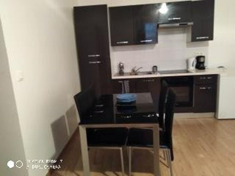 Apartment With One Bedroom In Nangis, With Wifi