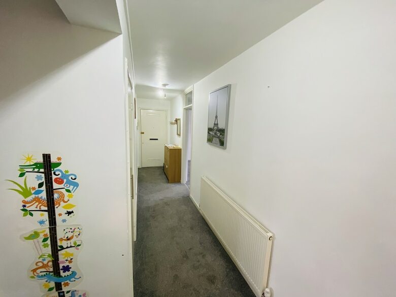 Nice 3-bed Apartment Close To Heathrow