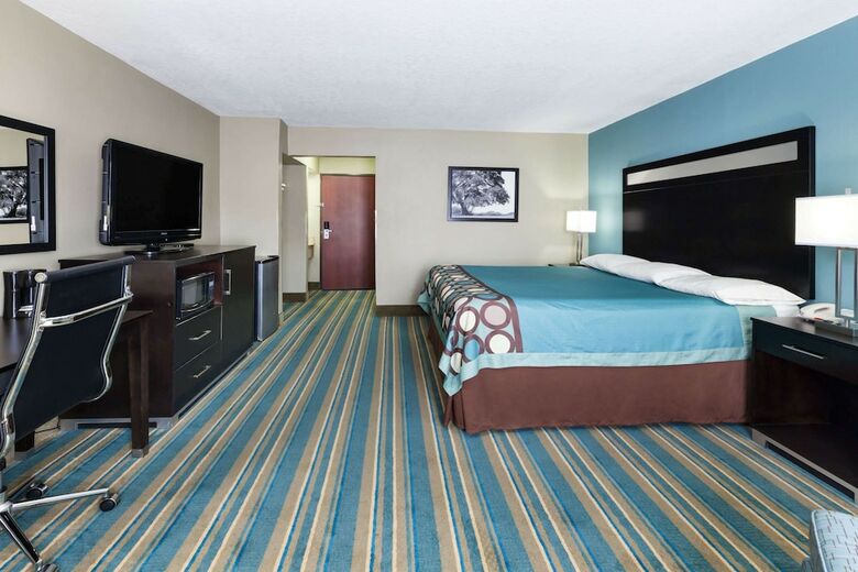 Motel Super 8 By Wyndham Sulphur