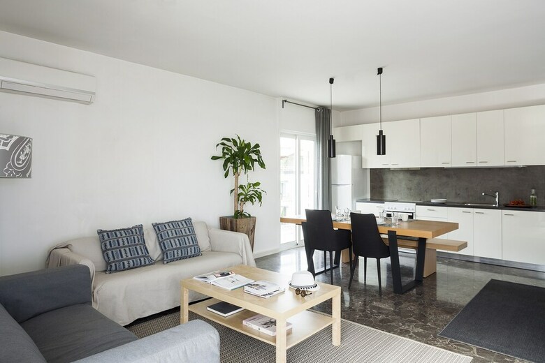 Apartamentos Sea View Beach Penthouse ? Athens Coast