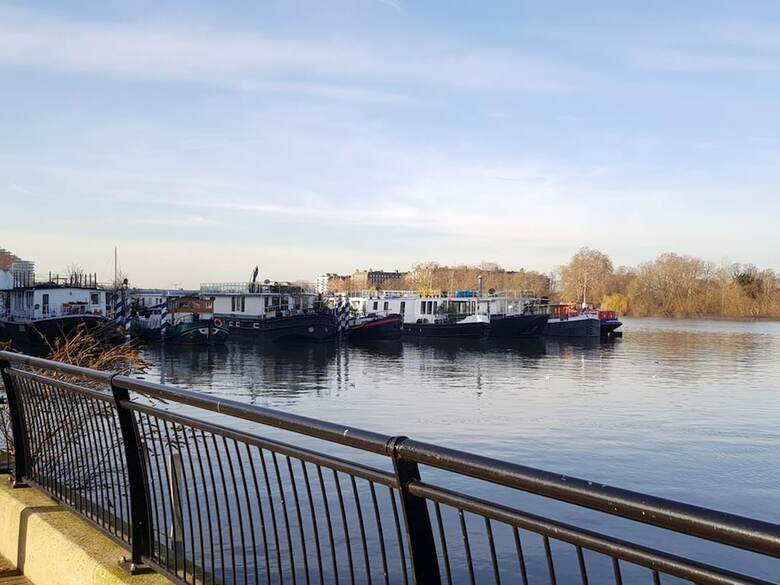 Apartamentos Point Pleasant � London 2 Bed Penthouse