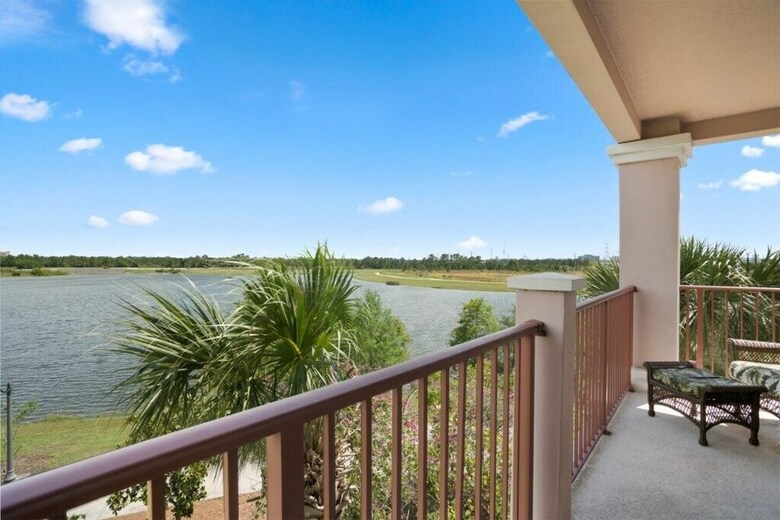 Lake Cay Vista