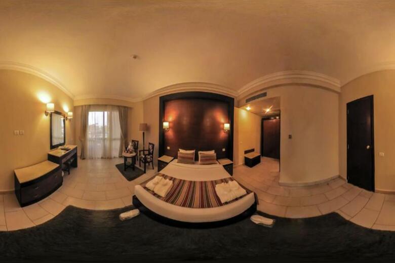 Hotel Regency Plaza Aqua Park And Spa Resort
