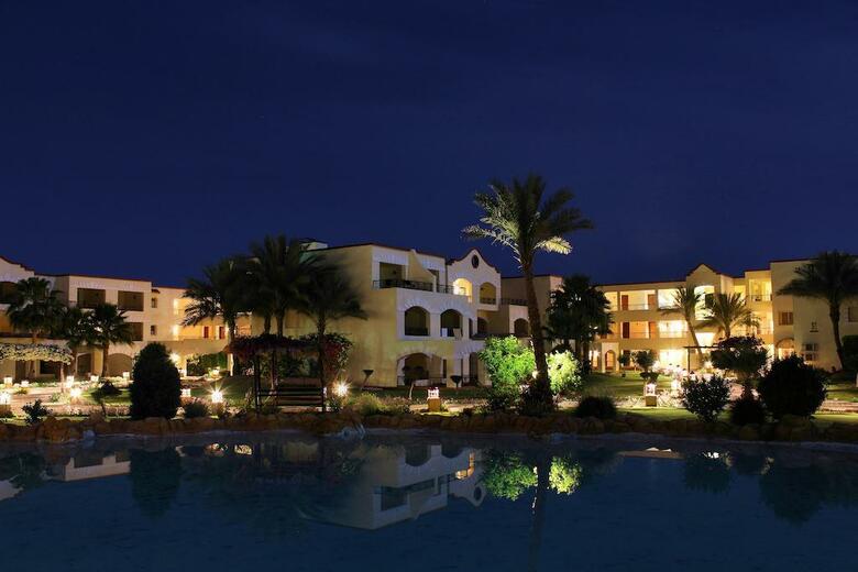 Hotel Regency Plaza Aqua Park And Spa Resort