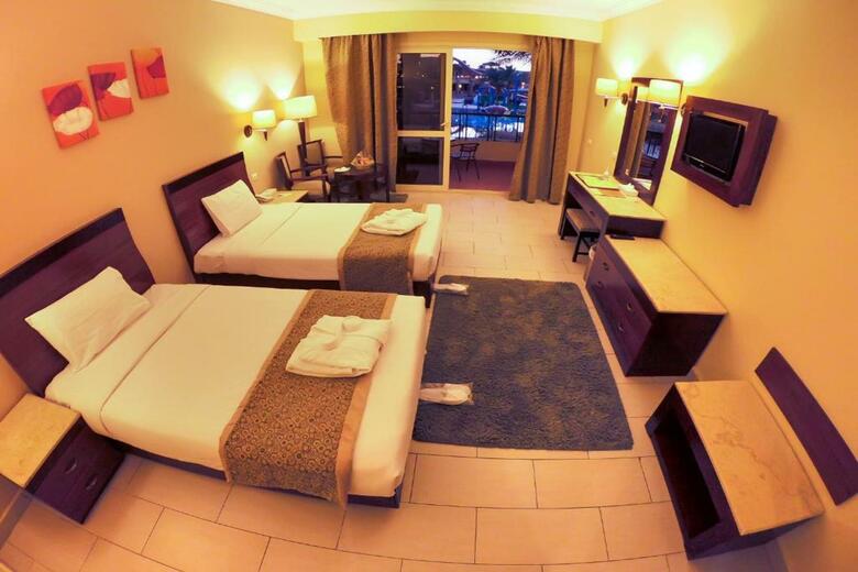Hotel Regency Plaza Aqua Park And Spa Resort