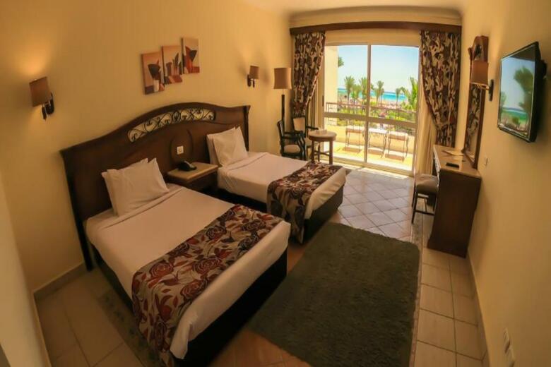 Hotel Regency Plaza Aqua Park And Spa Resort