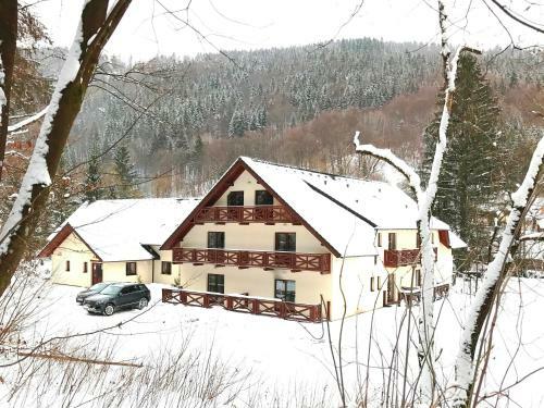 Hostal Penzion Bystrinka