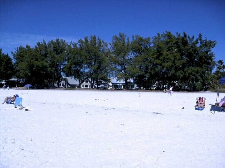 Apartamento The Anna Maria Island Beach Breeze