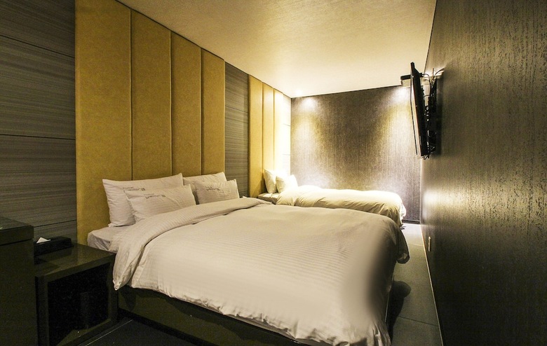 Yeoubi Hotel