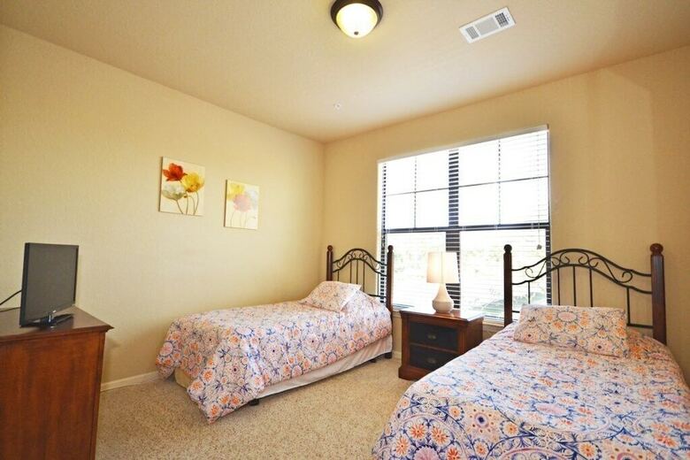Alcantara Hideaway