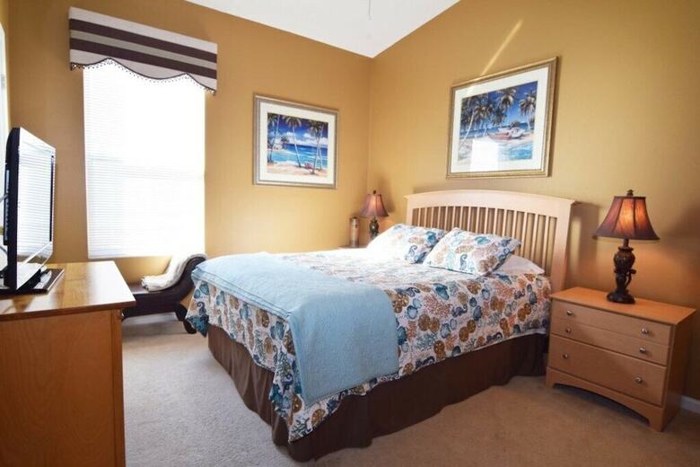 Windsor Palms Beautiful Pool Home Only 2.5 Miles F