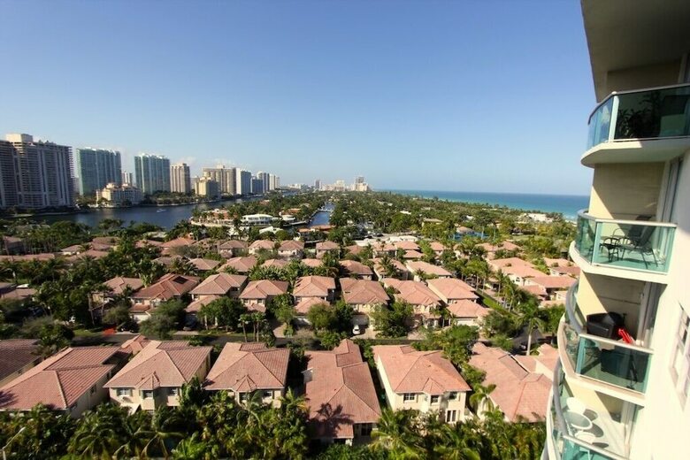 1 Bedroom Bay & Ocean View Or1520