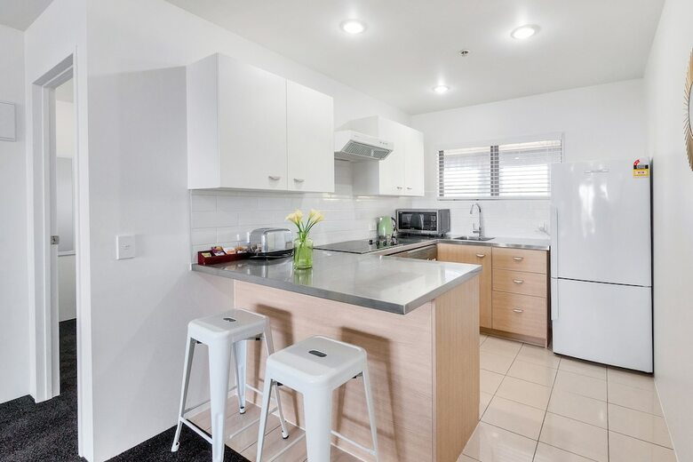Stylish Central 2 Bedroom Apartment