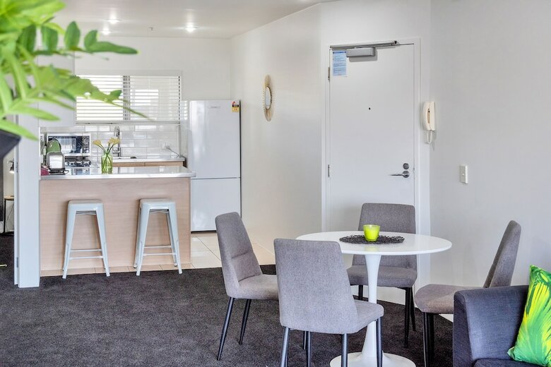 Stylish Central 2 Bedroom Apartment