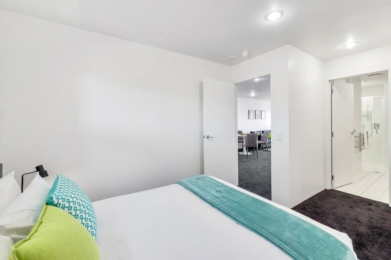 Stylish Central 2 Bedroom Apartment