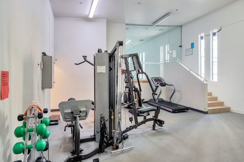 Stylish Central 2 Bedroom Apartment