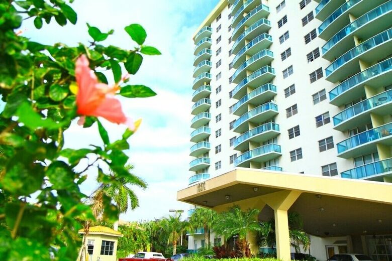 Standard 1 Bedroom Ocean View Or805