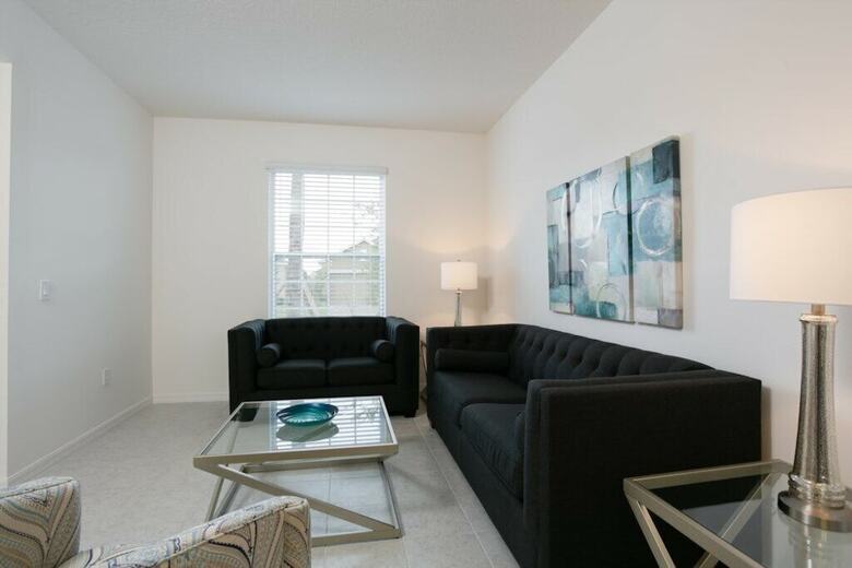 Villa Svv 003 - Providence Retreat 6 Bed Pool Home
