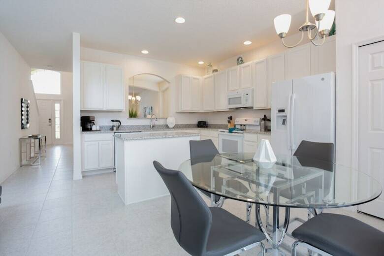 Villa Svv 003 - Providence Retreat 6 Bed Pool Home