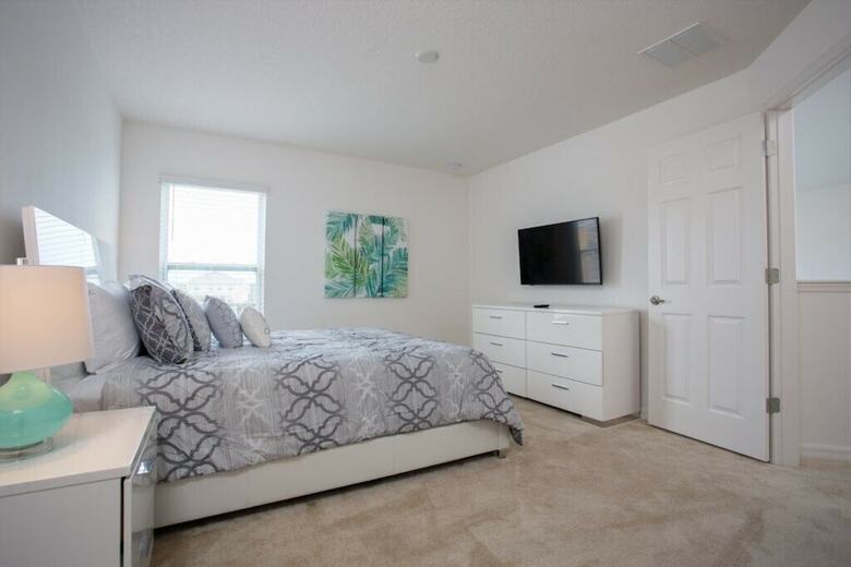 Villa Svv 003 - Providence Retreat 6 Bed Pool Home