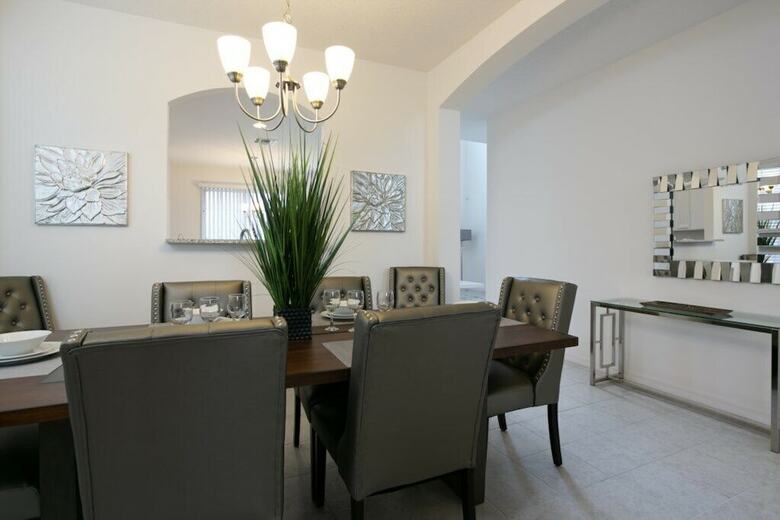 Villa Svv 003 - Providence Retreat 6 Bed Pool Home