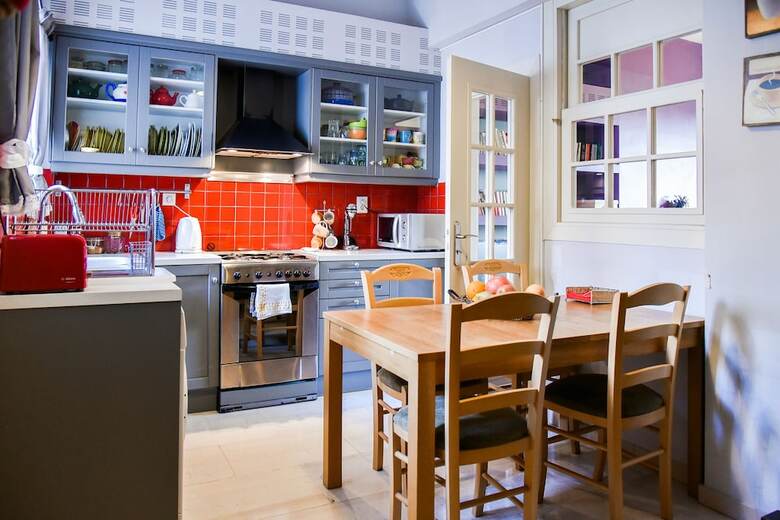 Family Apartment In Nea Smirni
