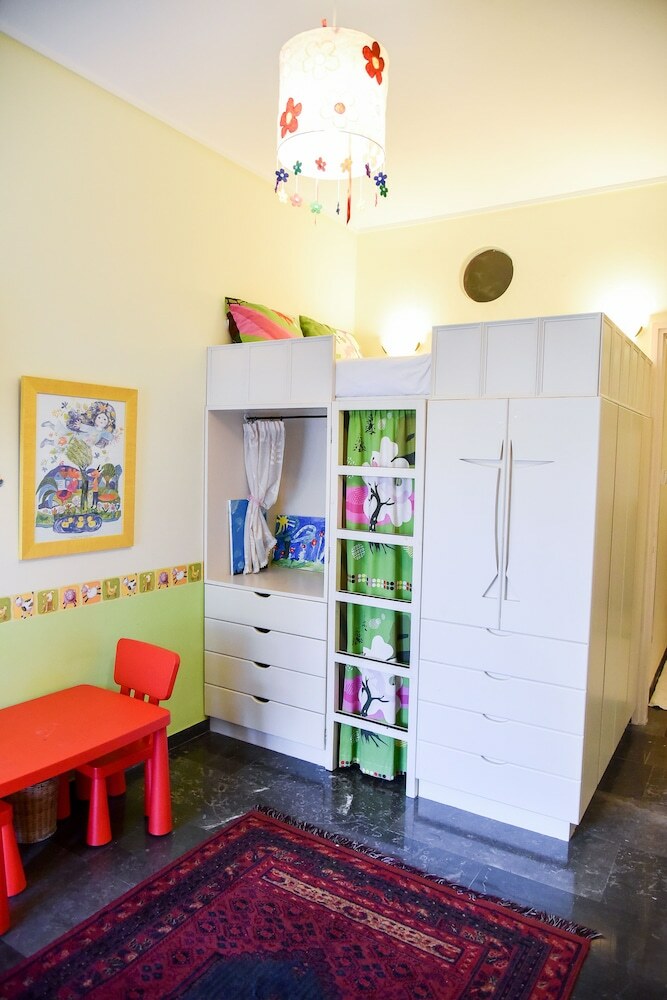 Family Apartment In Nea Smirni