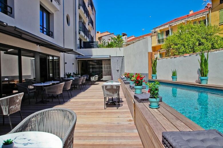 Hotel La Villa Port D Antibes & Spa