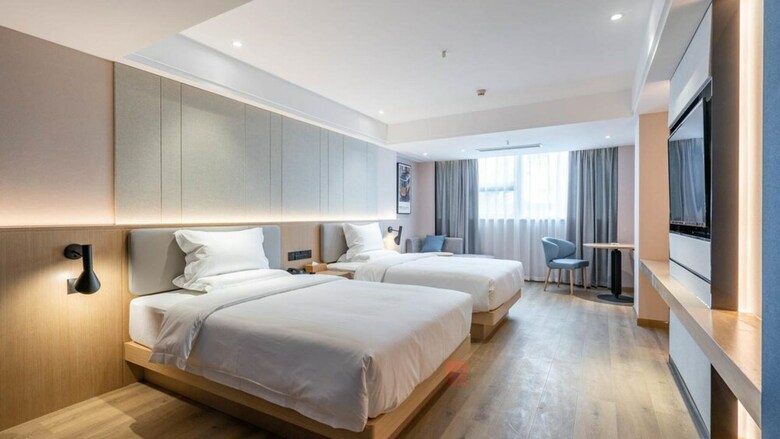 Vyluk Hotel Hongqihegou Subway Station