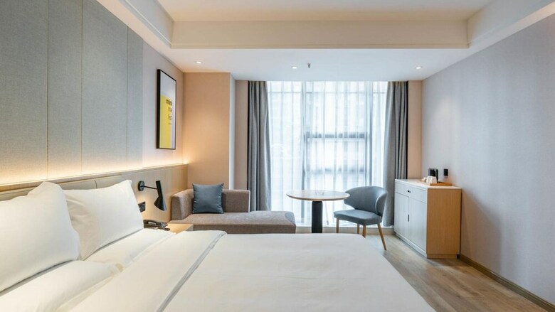 Vyluk Hotel Hongqihegou Subway Station