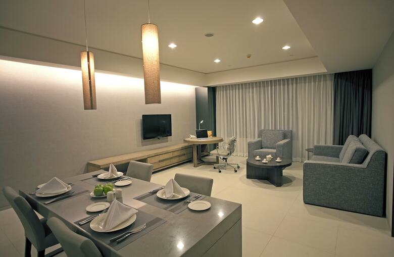 Hotel Nikko Saigon