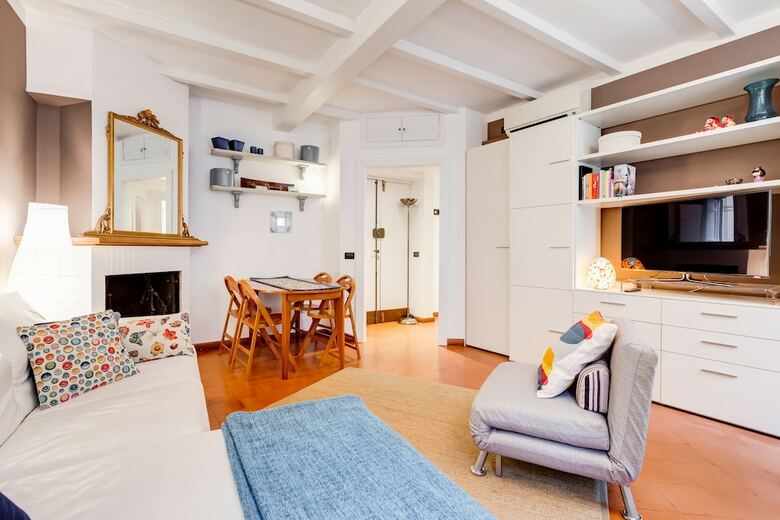 Apartment In Campo de Fiori With Netflix