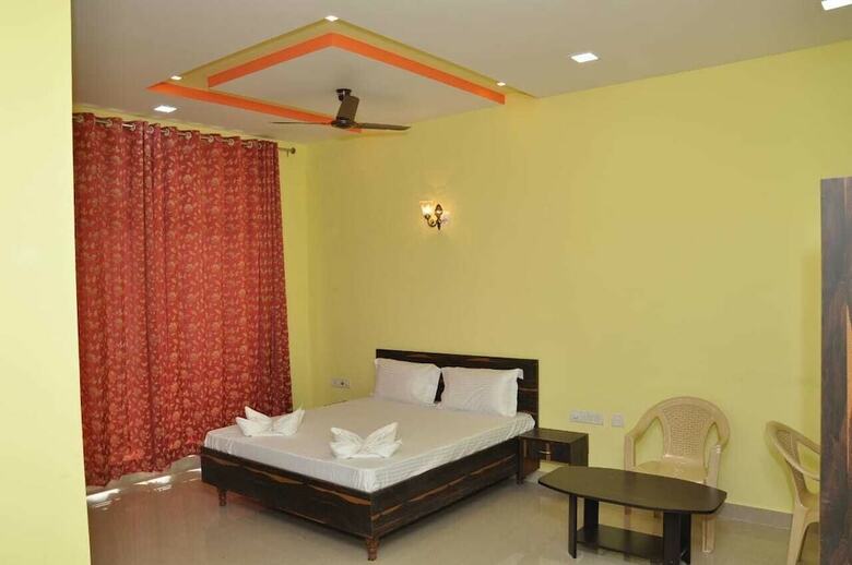 Hotel Pride Residency