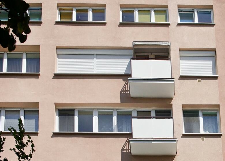 Kwiatowa Warsaw Apartment