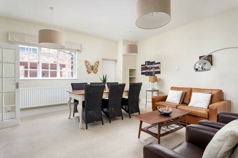 Apartamentos Coach House