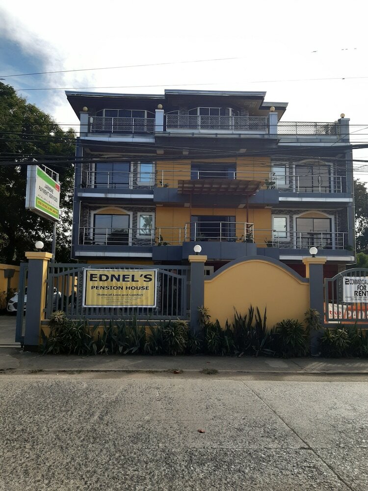 Oyo 553 Ednel's Pension House