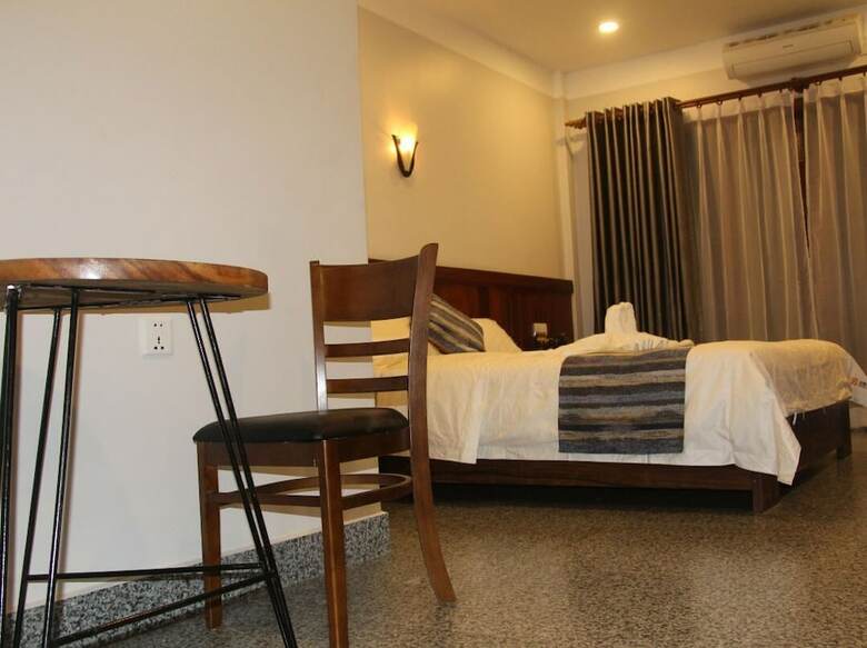 Poyer Hotel