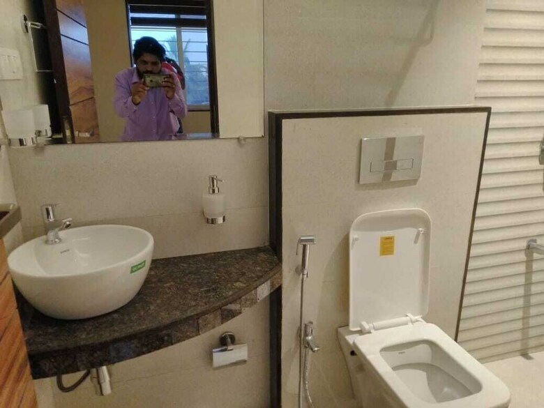 Hotel Pacific