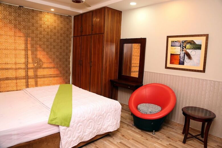 Bed & Breakfast Hak Mall Suites