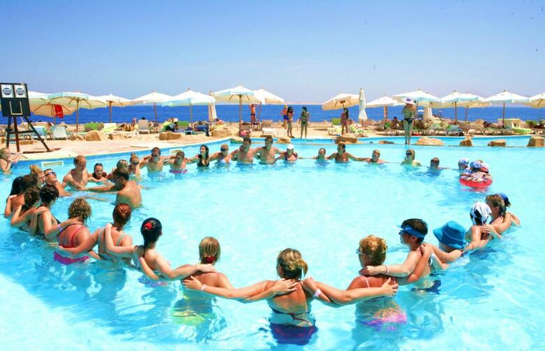 Hotel Rehana Royal Beach Resort & Spa