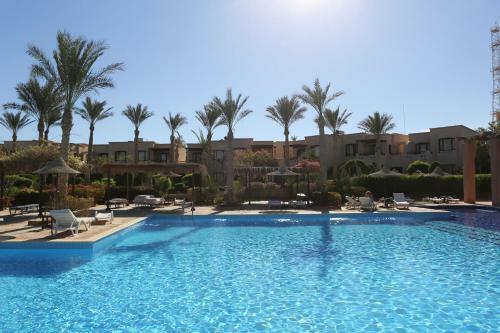 Tamra Beach Hotel