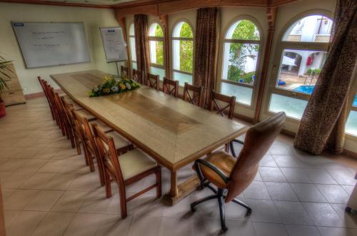 Camel Dive Club & Hotel (Boutique Hotel)