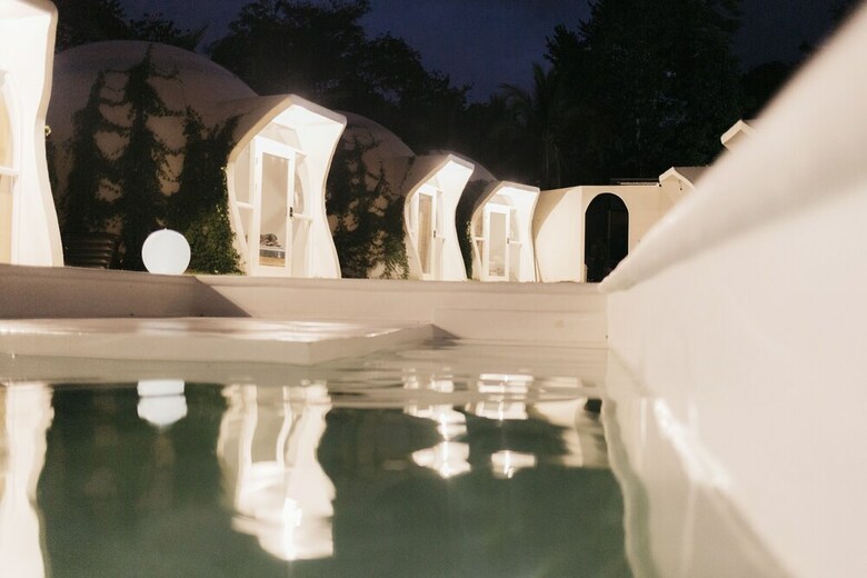 Hotel Igloo Beach Lodge