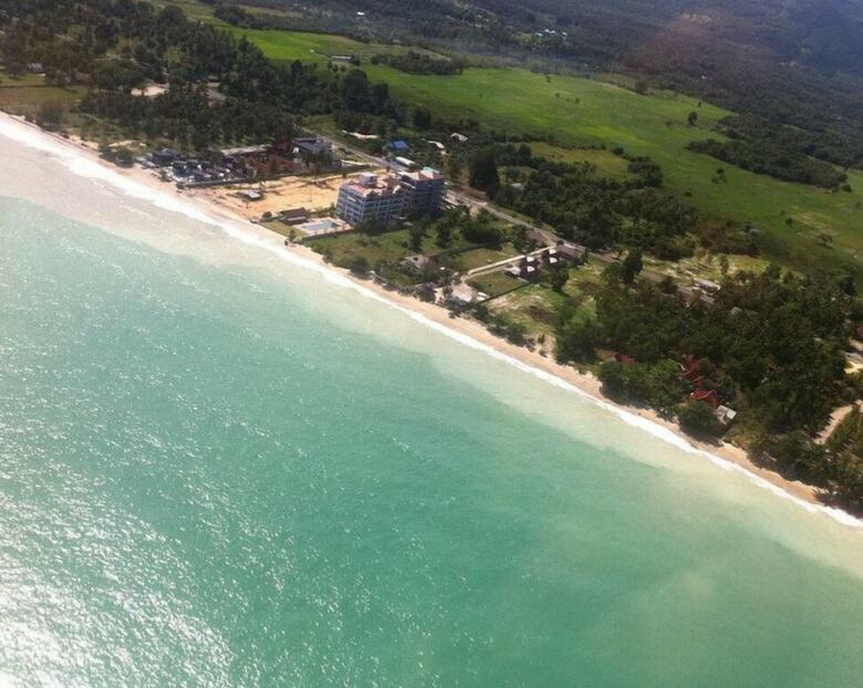 Hotel Cc Beach Resort