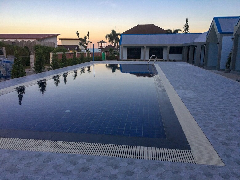 Hotel Cc Beach Resort