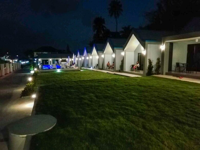 Hotel Cc Beach Resort