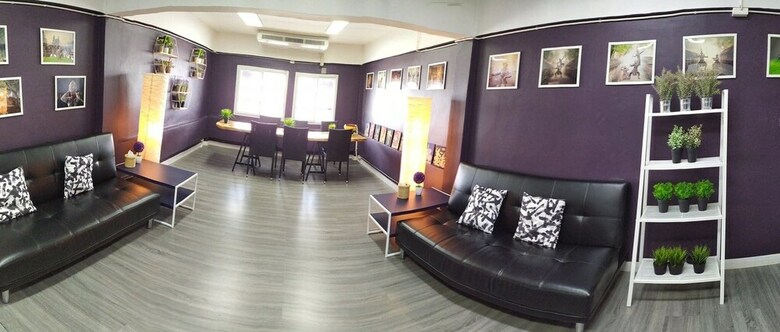 Hostal Around Hostel - Adults Only