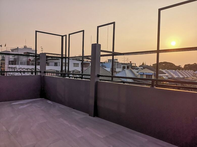Hotel Yakthai Poshtel